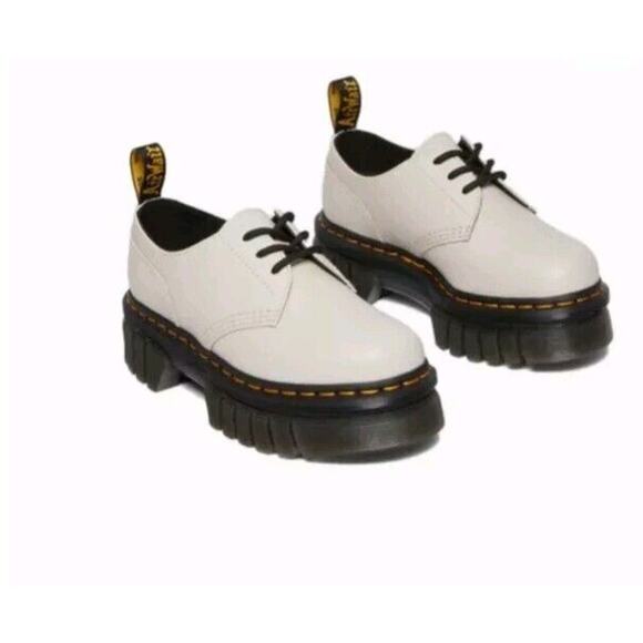 Dr. Martens Women's 1461 Audrick Quad Platform Grey Nappa Lux Leather US 7 - Picture 2 of 6
